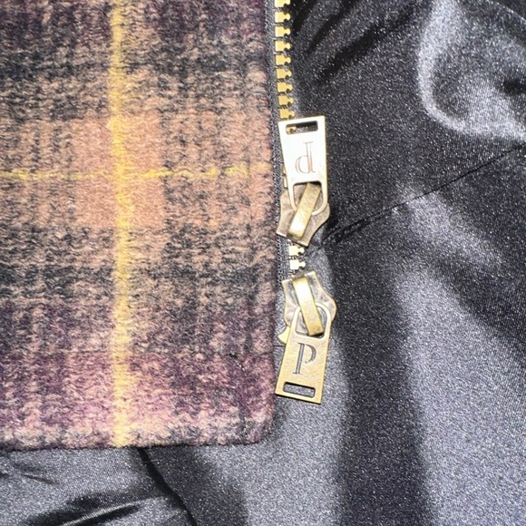 Pendleton | Women’s Maroon Plaid Wool-Blend Super Cozy Walker Coat ~ Size Large - Picture 10 of 14